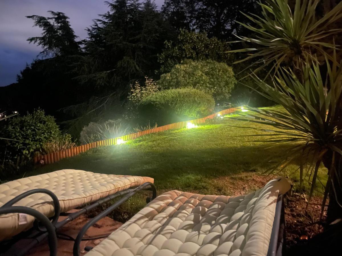 Domaine Des Tuilieres Avec Jacuzzi Daire Vallauris Dış mekan fotoğraf